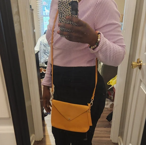 Hotter Crossbody Purse - Picture 7 of 7